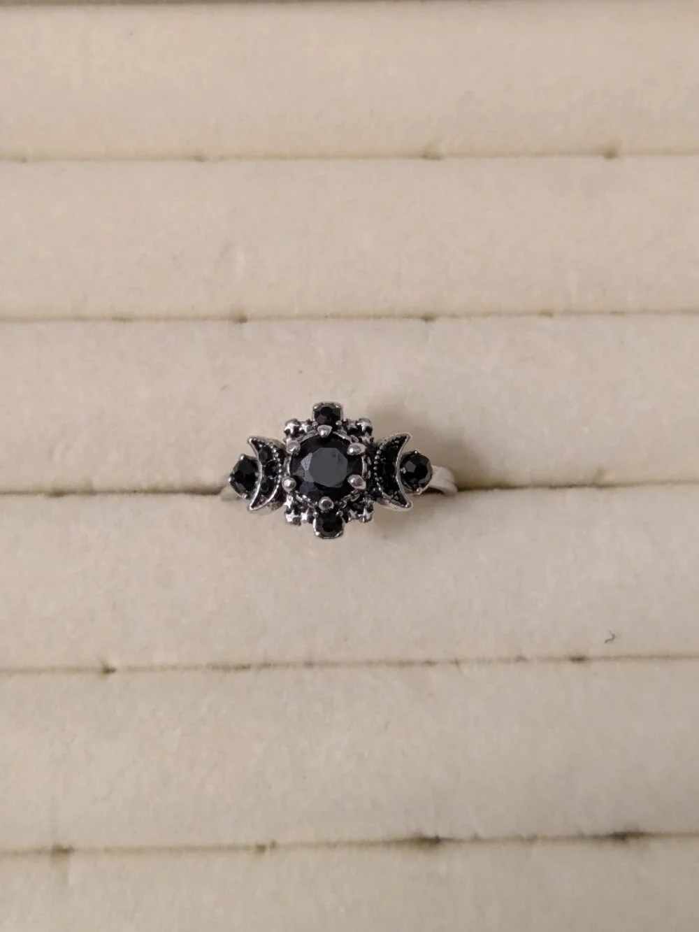 New!  Size 10.5 Mystical Moon Black Stone Ring